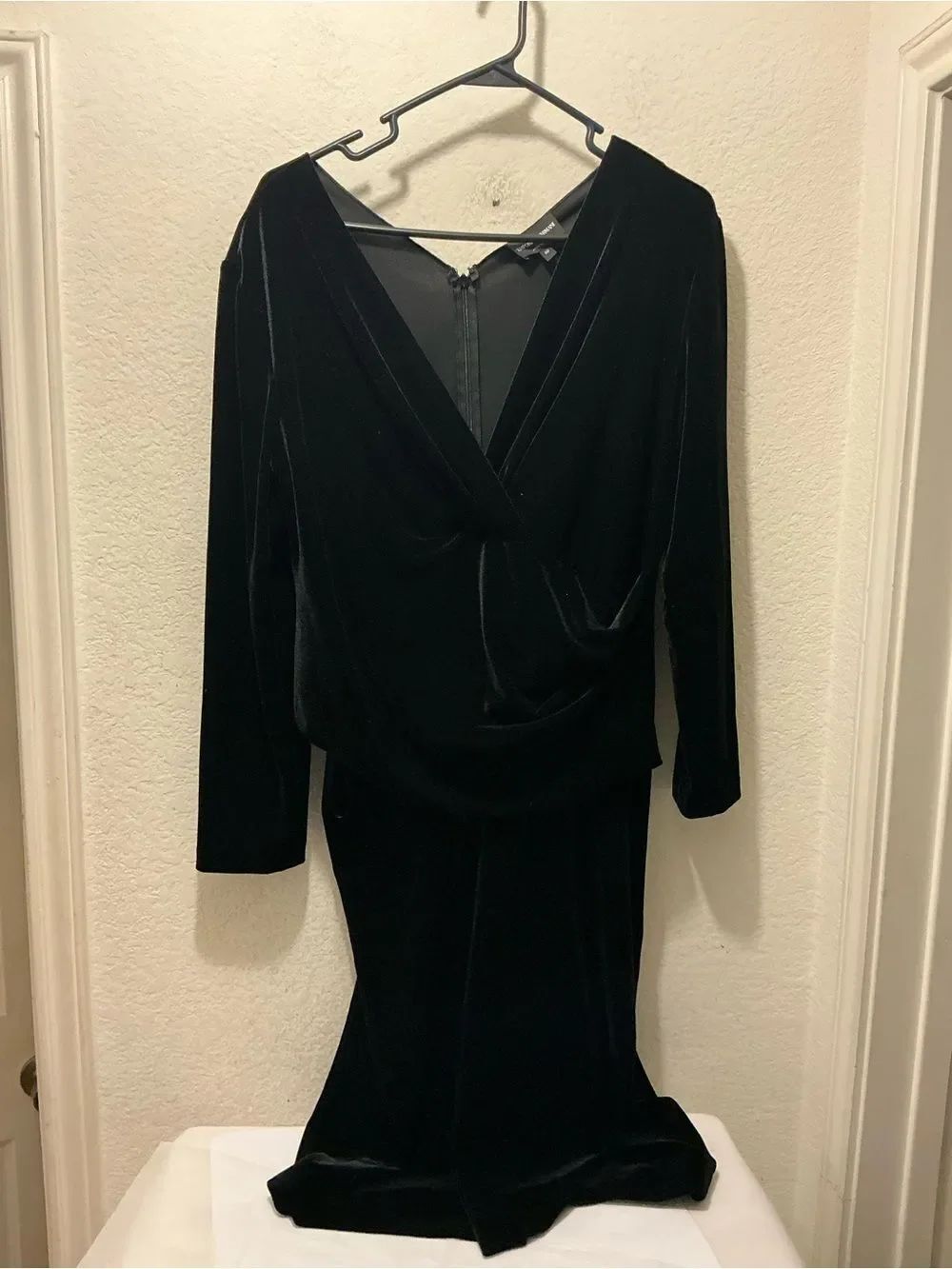 Emporio Armani Black Velvet Long-Sleeve Dress size 50